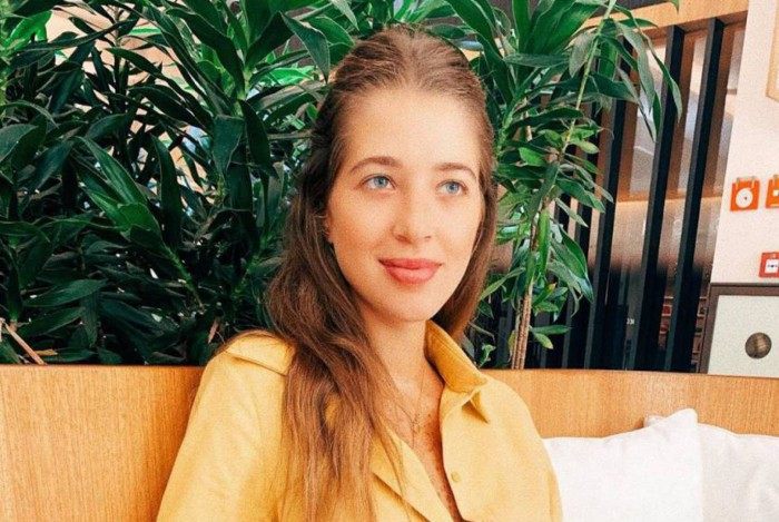 Influenciadora digital Marcela Minelli, irm&atilde; da tamb&eacute;m influenciadora Gabriela Pugliesi