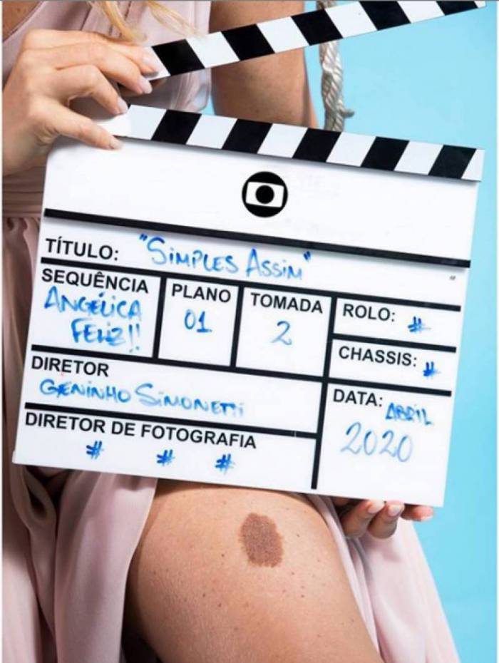 Angélica revela o nome de seu novo programa