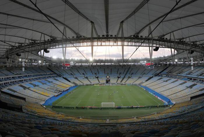 O Maracanã estava vazio na vitória do Flamengo contra a Portuguesa: o prejuízo foi de R$ 200 mil