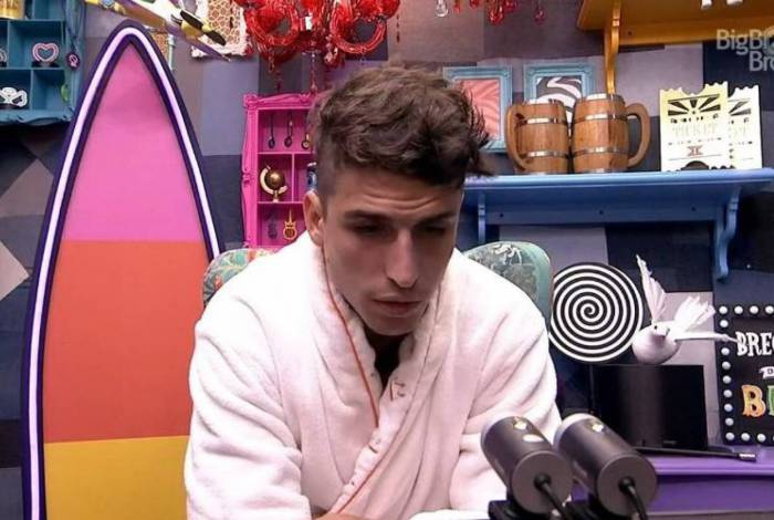 Felipe Prior agradece público por permanência de Babu no 'BBB'