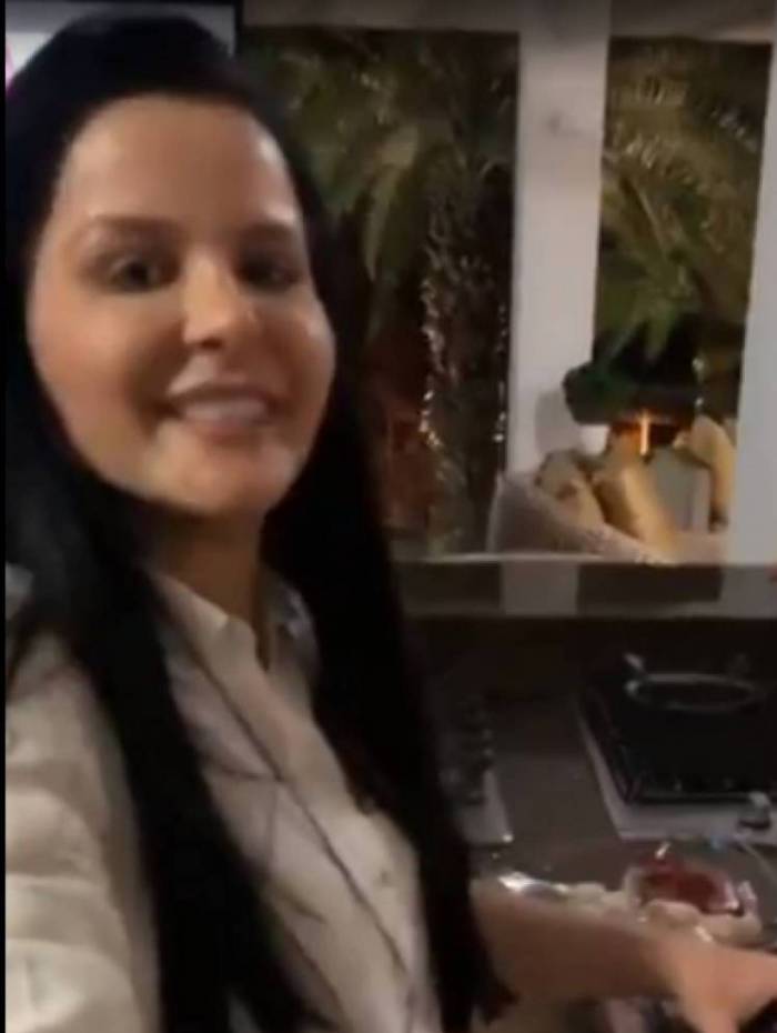 Maraisa assume namoro com sertanejo