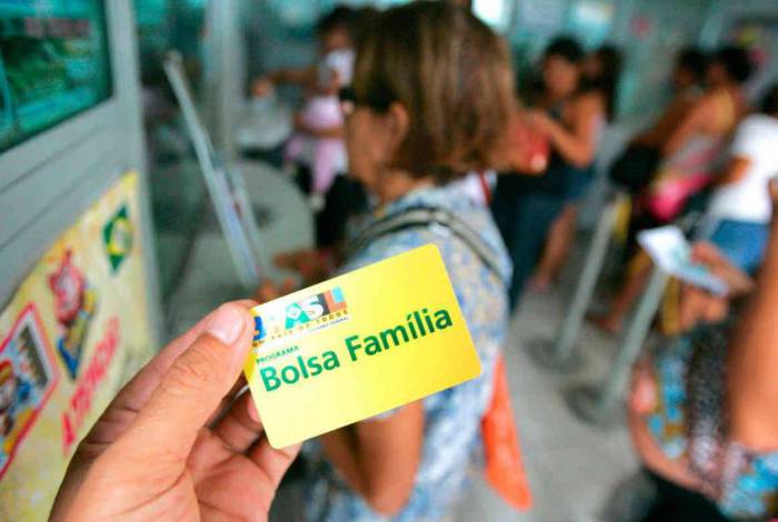Os recursos podem ser movimentados pelo aplicativo Caixa Tem e na Rede Lotérica de todo o Brasil, ou sacados por meio do Cartão Bolsa Família ou Cartão Cidadão