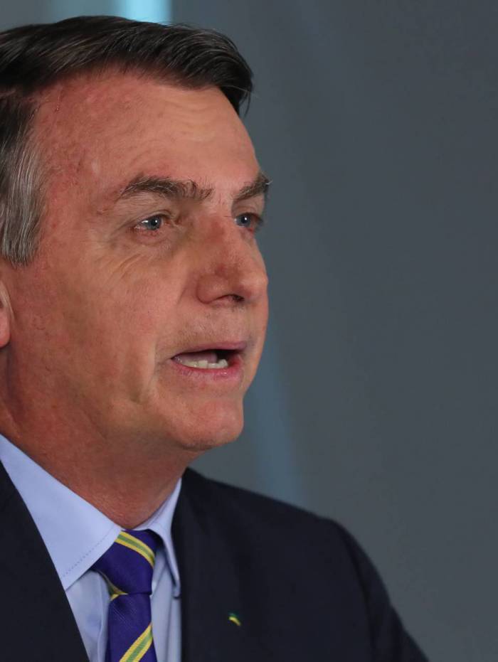 Celso de Mello prorroga inqu&eacute;rito que apura interfer&ecirc;ncia de Bolsonaro na PF