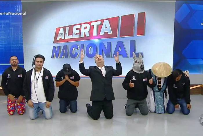 Sikêra Jr. explode na audiência com reportagem contra esquerda após ter publicações e páginas retiradas do ar