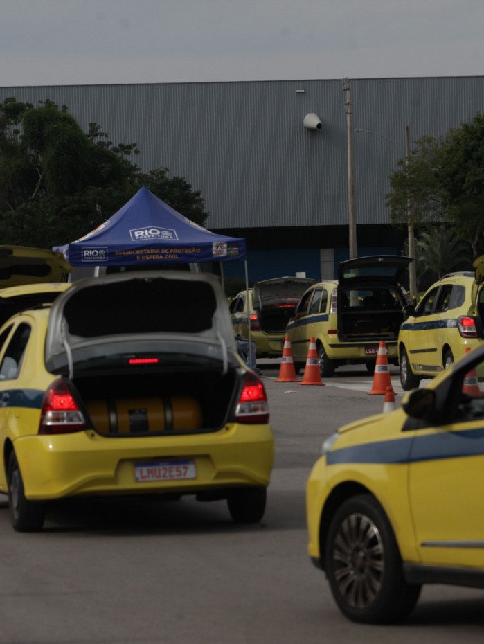 Taxistas ser&atilde;o convocados para acelerar processos de transfer&ecirc;ncia de permiss&atilde;o