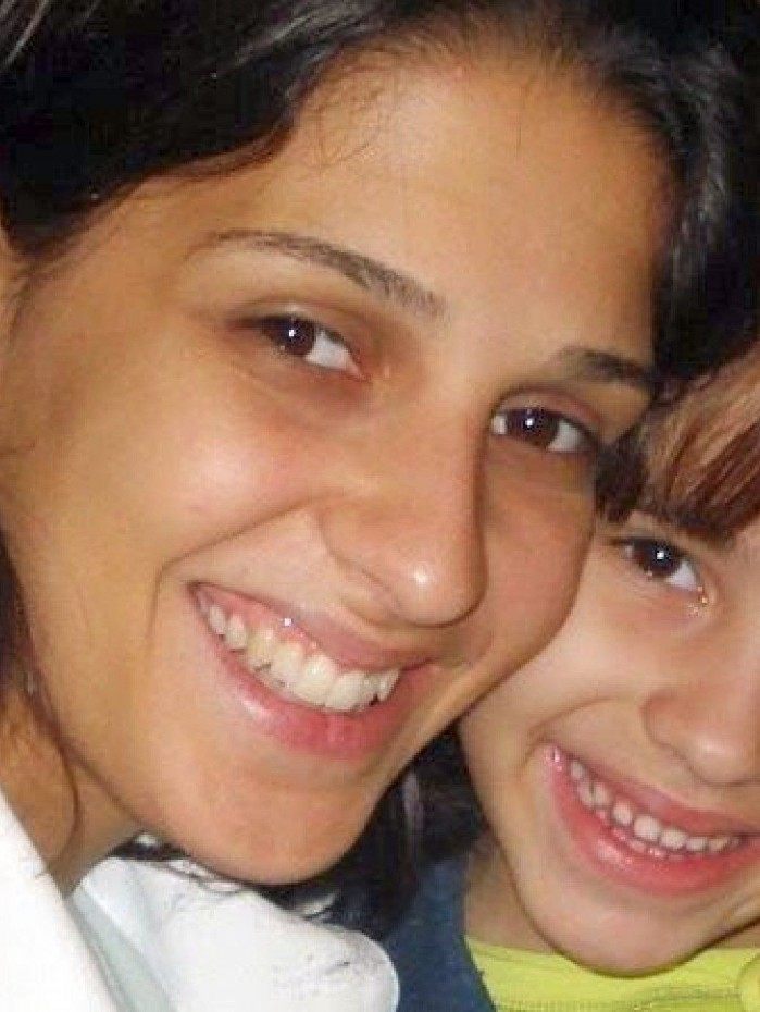 Isabella Nardoni com a m&atilde;e, Ana Carolina Oliveira