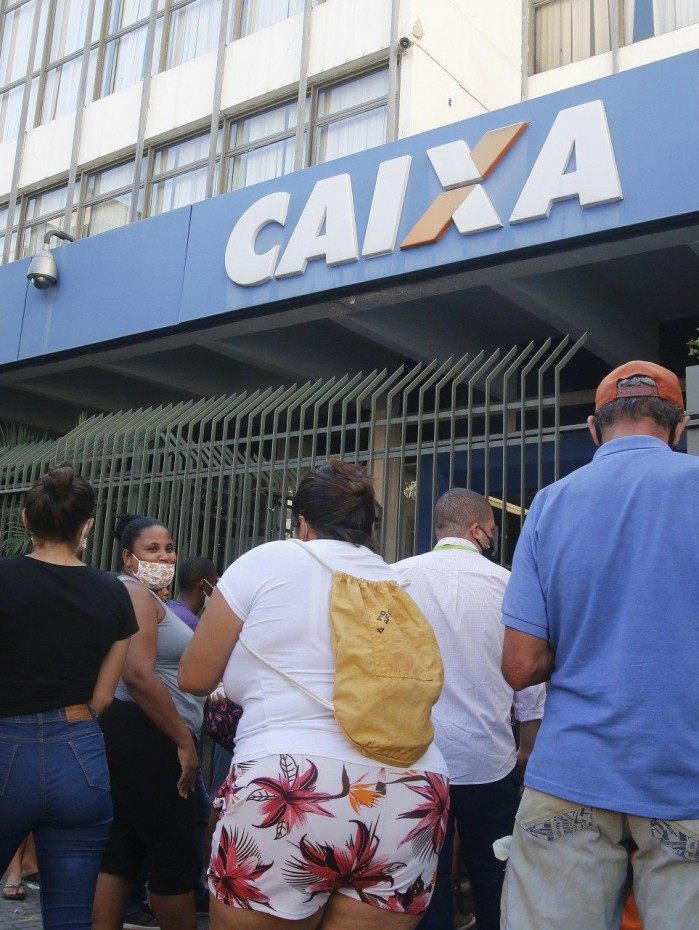 Dinheiro &eacute; depositado no Banco do Brasil ou na Caixa Econ&ocirc;mica em nome do ganhador da a&ccedil;&atilde;o