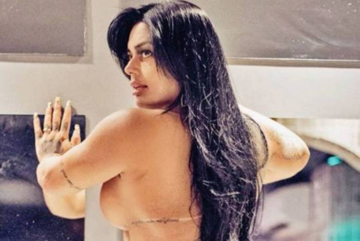 Leila Dantas é 'A Gata da Hora'