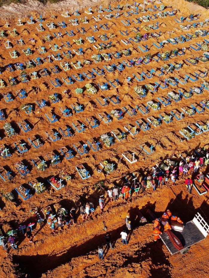 Pandemia faz Brasil registrar recorde de mortes; &oacute;bitos sobem 17% em S&atilde;o Paulo