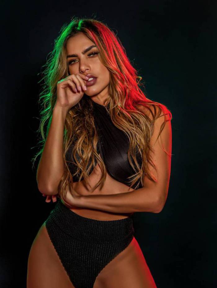 Erika Schneider
