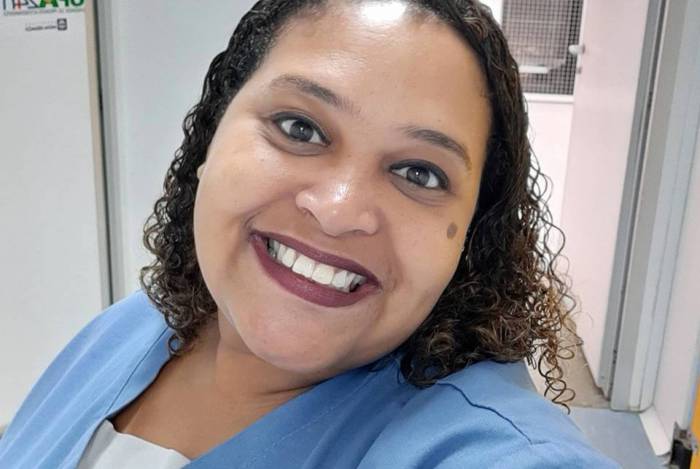 A profissional da saúde morreu nesta segunda