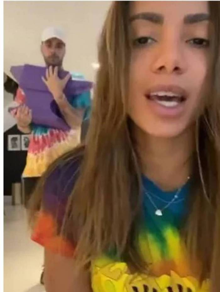Anitta e Gui Araújo