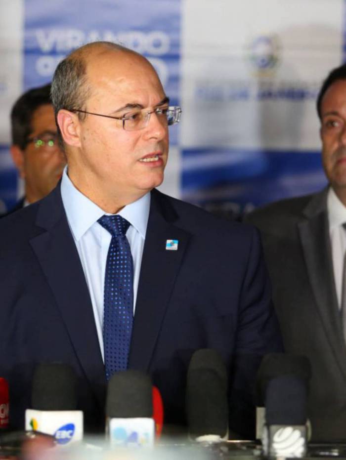 Governador Wilson Witzel e secret&aacute;rio da Casa Civil, Andr&eacute; Moura (&agrave; direita)