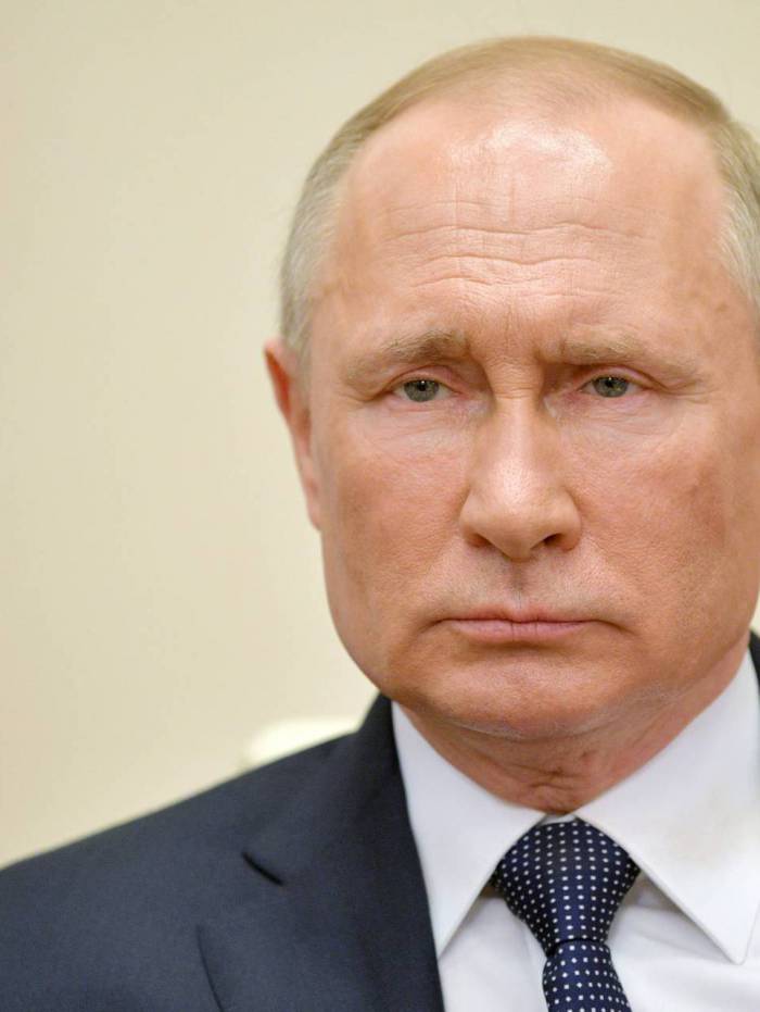 R&uacute;ssia reconhece independ&ecirc;ncia de regi&otilde;es de Donetsk e Luhansk, na Ucr&acirc;nia