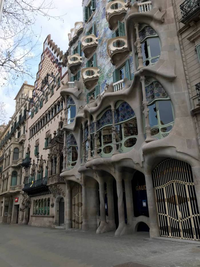 Cidade de Barcelona, na Espanha, não teve flexibilização das restrições por conta da covid-19