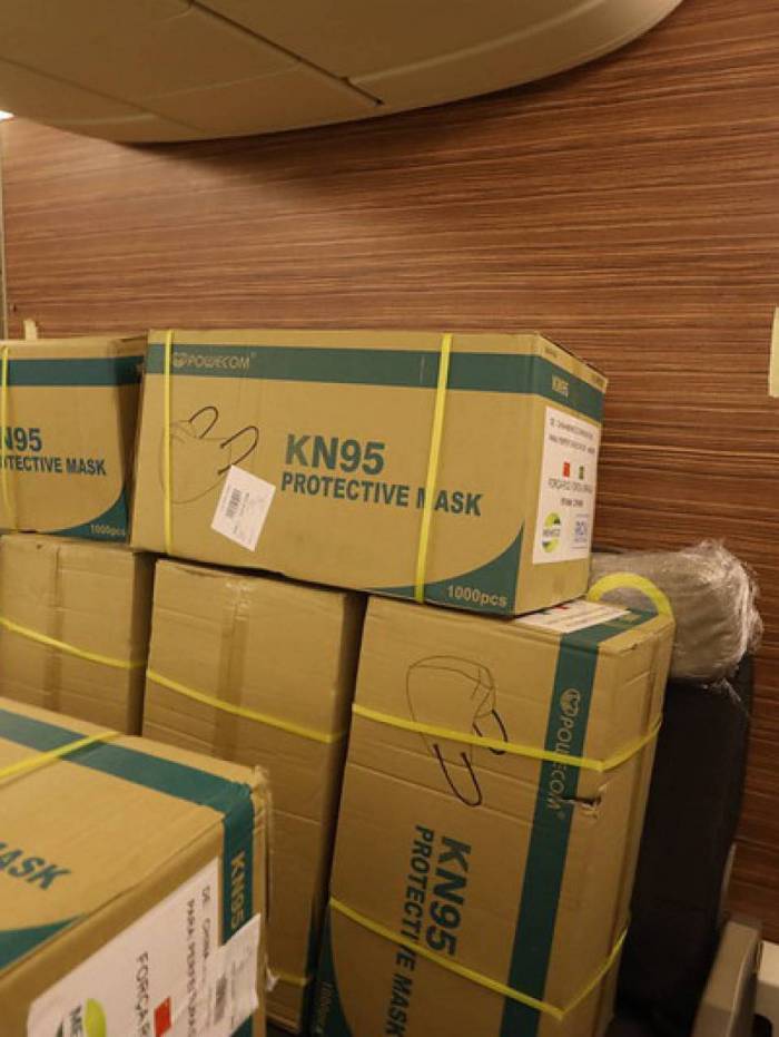 O primeiro voo a chegar da China com equipamentos médicos