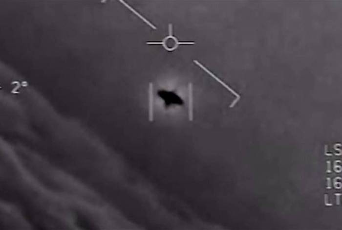 Relatórios do Pentágono sobre OVNIs falam em 'aeronave pequena e desconhecida'