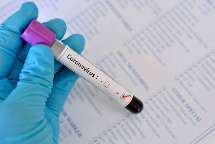 China acusa EUA de calúnia após denúncia de espionagem de vacinas contra o coronavírus