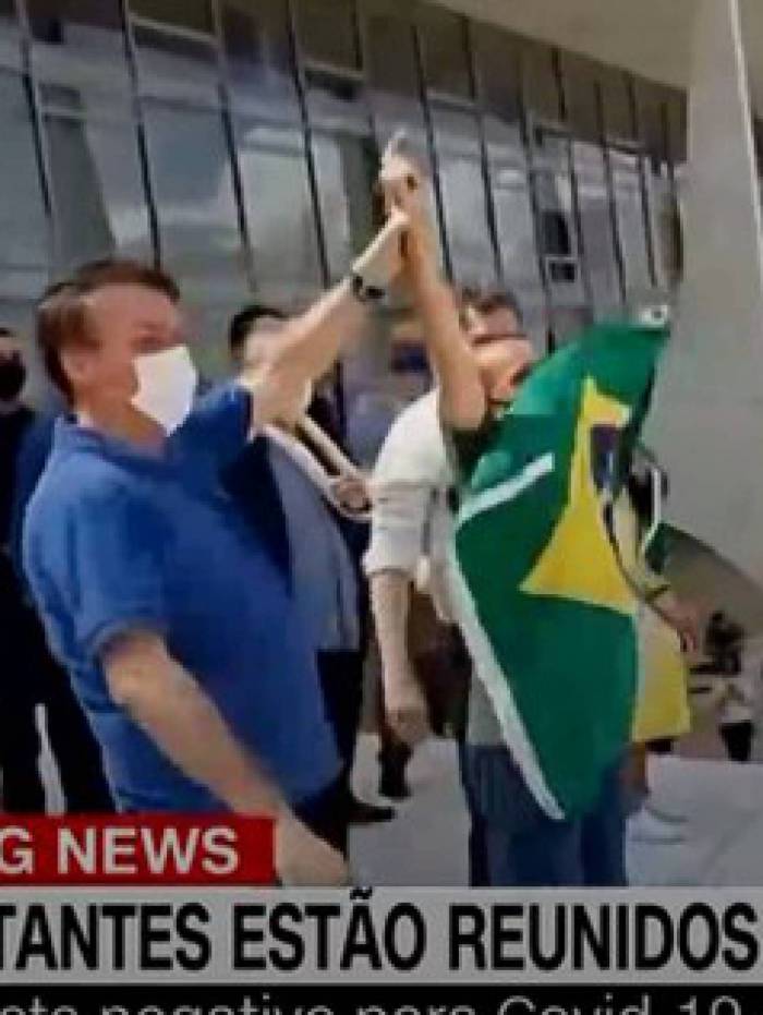Jair Bolsonaro participou de ato