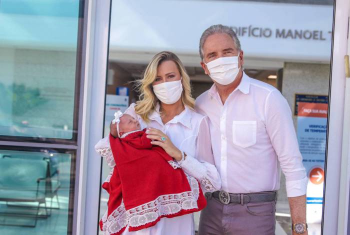 Roberto Justus, Ana Paula Siebert e filha Vicky