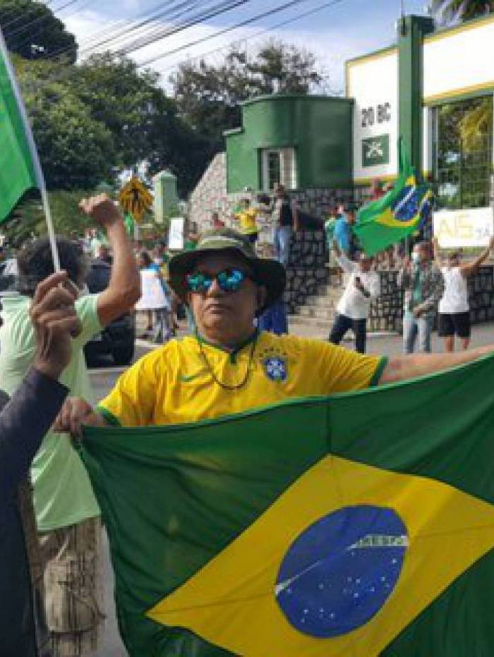 Professor compareceu a manifestação bolsonarista