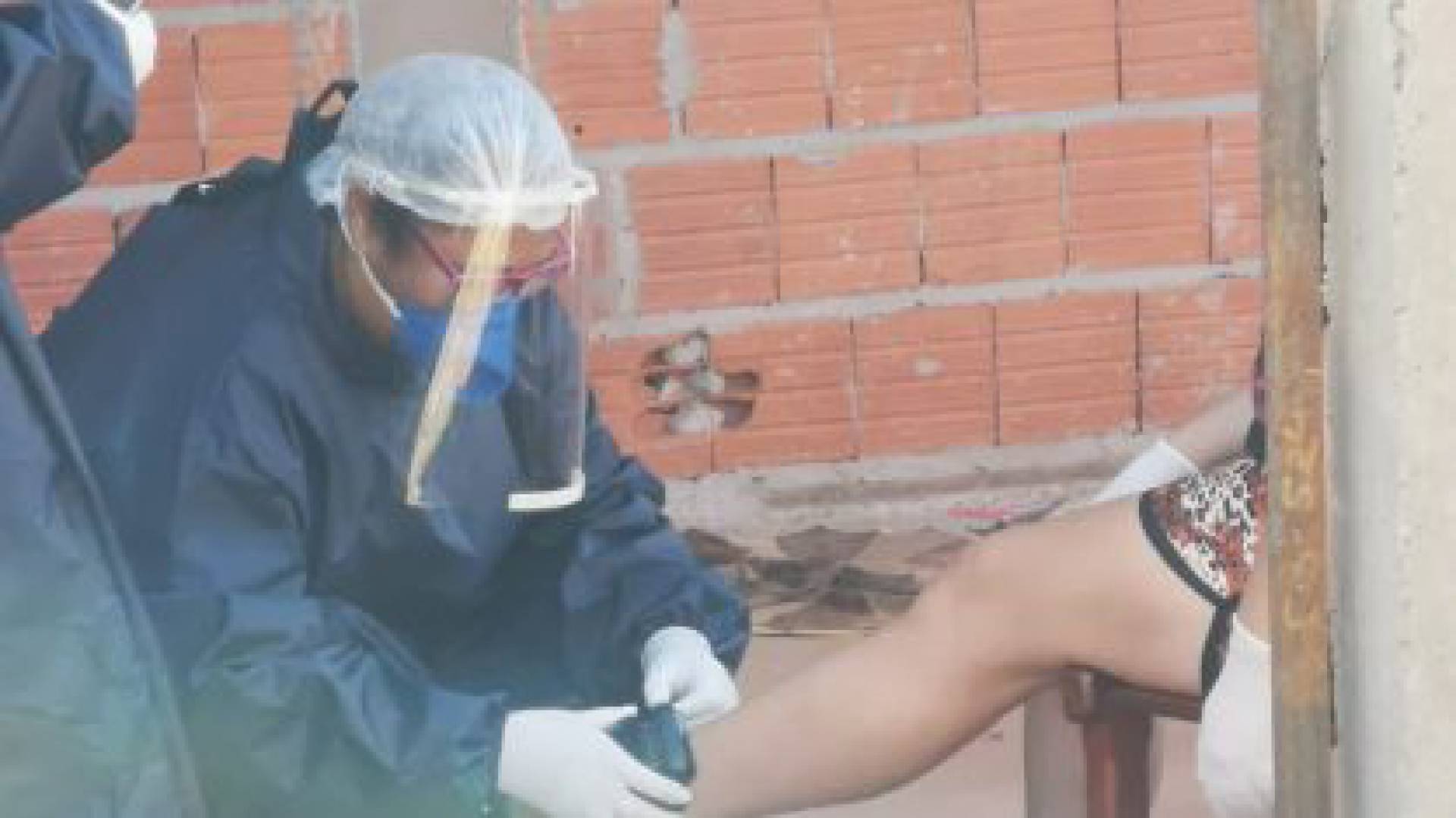 Mulher passou a ser monitorada após quebrar ordem de isolamento