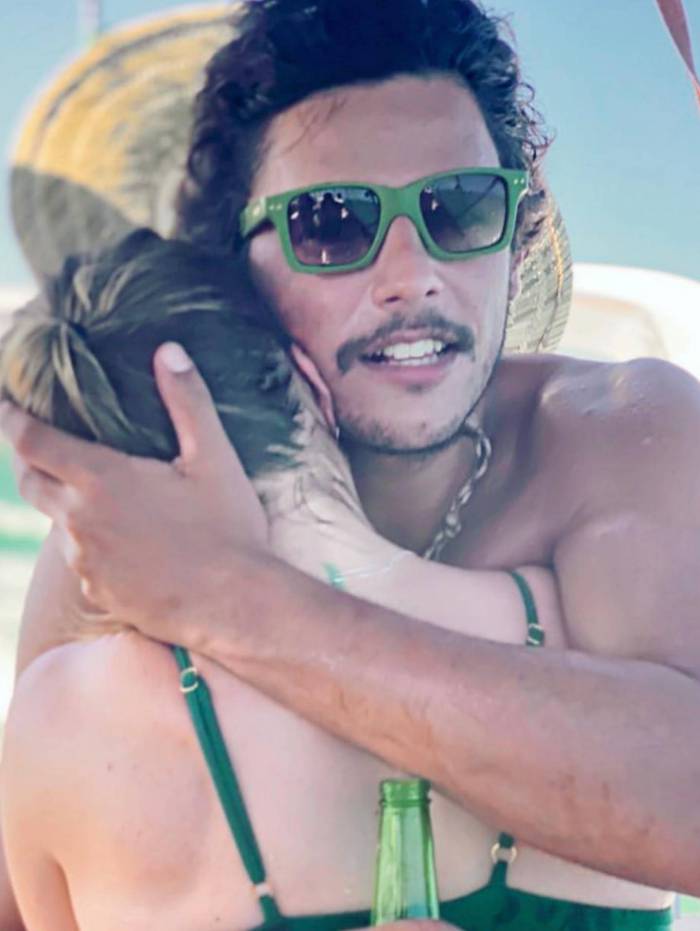 Sheila Melo assume namoro com tenista 