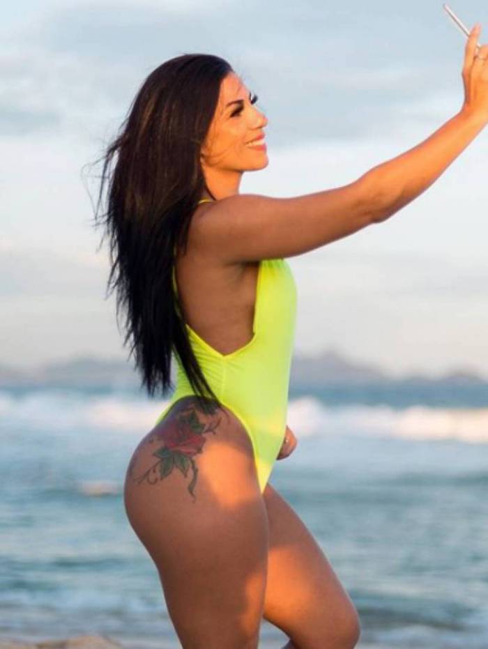 Analu Oliveira &eacute; torcedora do Flamengo &mdash; A Gata da Hora