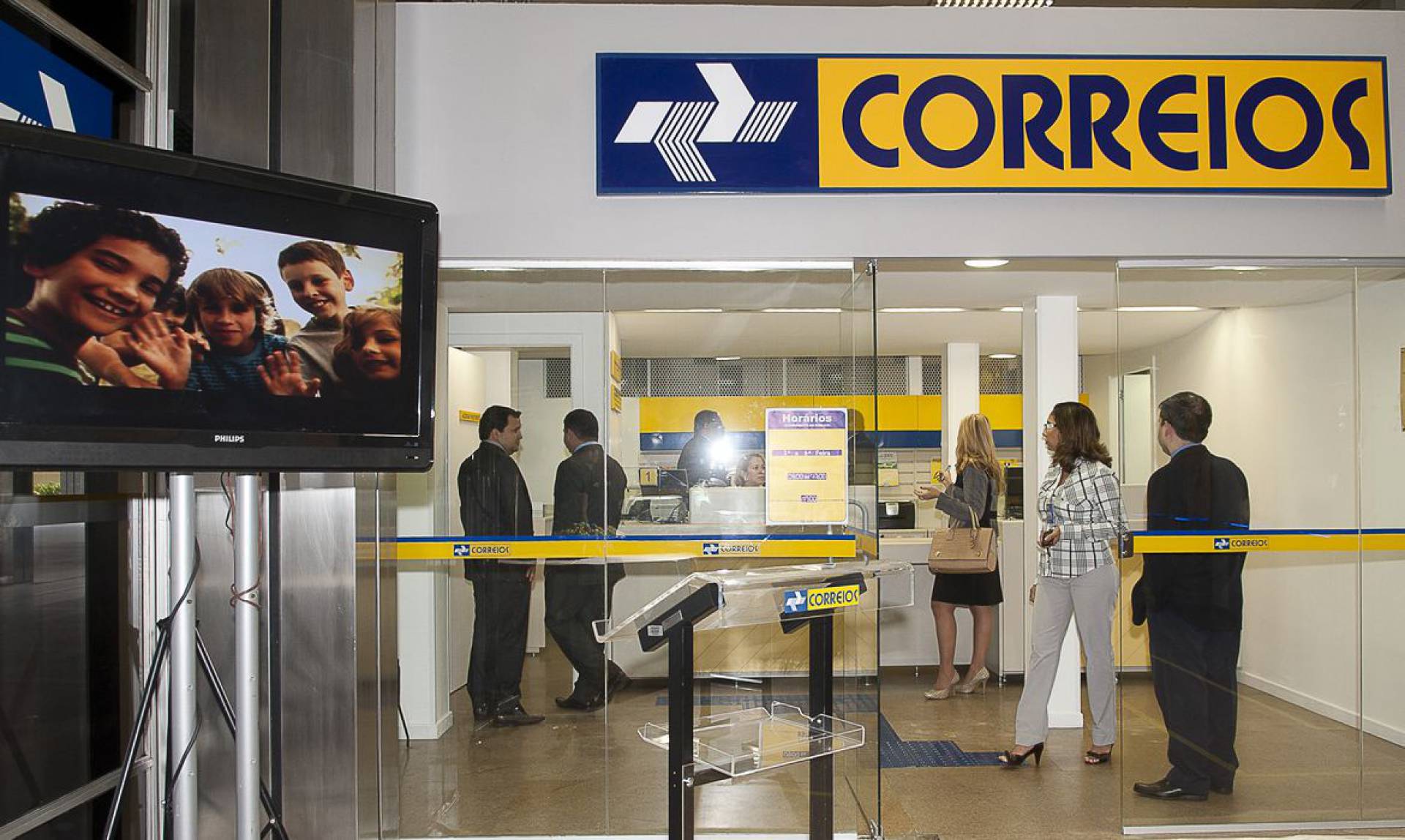 Correios entram com diss&iacute;dio coletivo no TST
