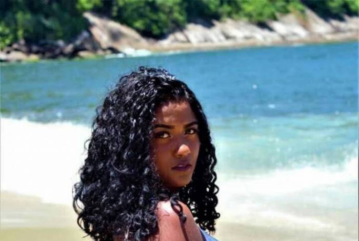 Sara Costa é torcedora do Flamengo — A Gata da Hora