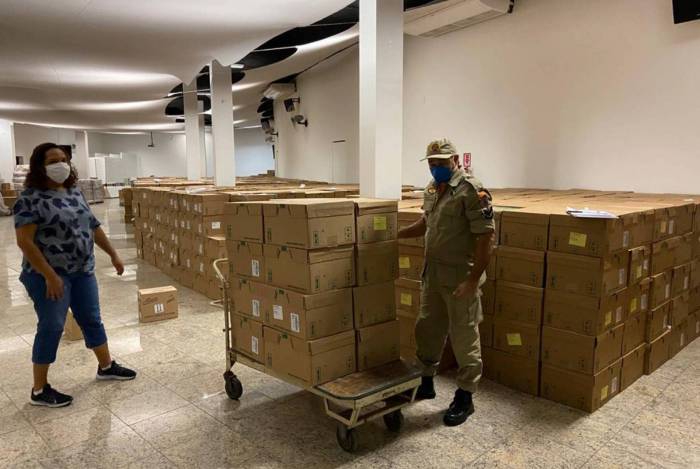 Doação de álcool em gel