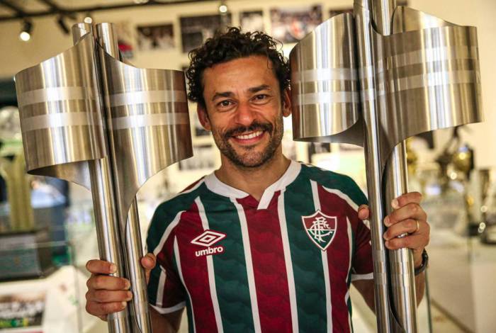 O atacante Fred retorna ao Fluminense depois de seis anos
