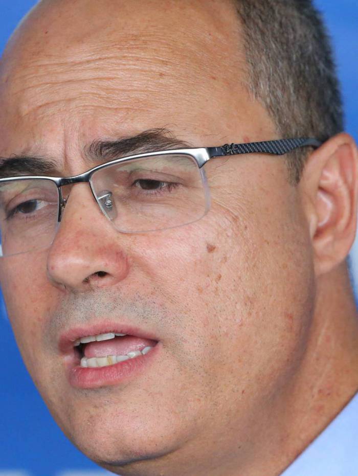 Witzel: governador levou uma hora no depoimento no Galeão