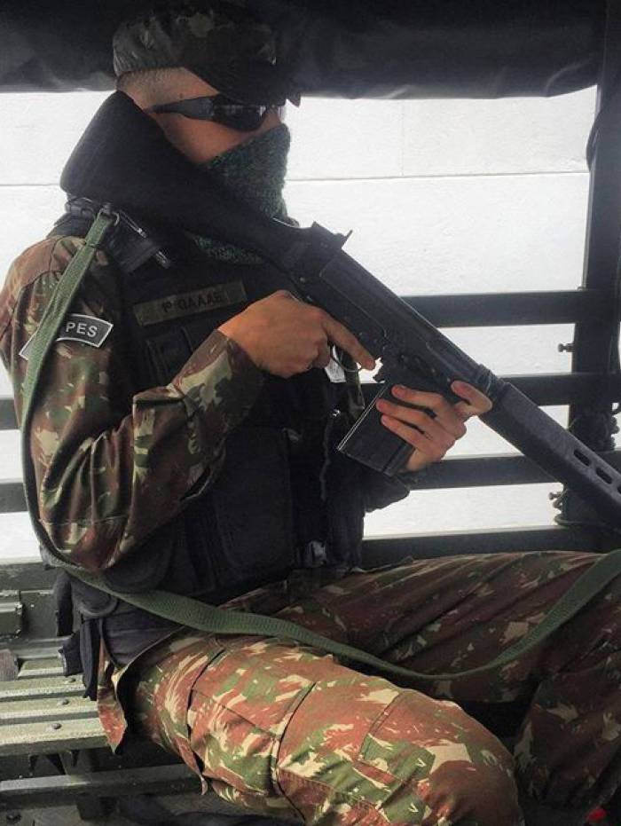 Pedro Vin&iacute;cius Pevidor foi militar do Ex&eacute;rcito: pol&iacute;cia quer saber onde ele conseguiu a arma que matou Enzo