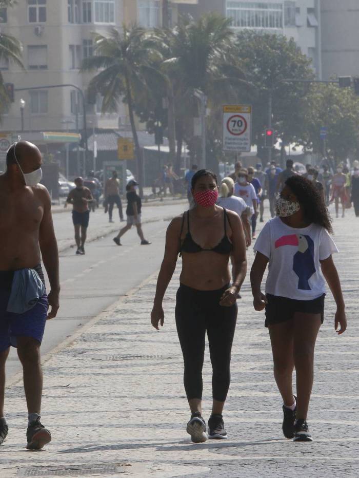 Movimenta&ccedil;&atilde;o em cal&ccedil;ad&atilde;o na Zona Sul 