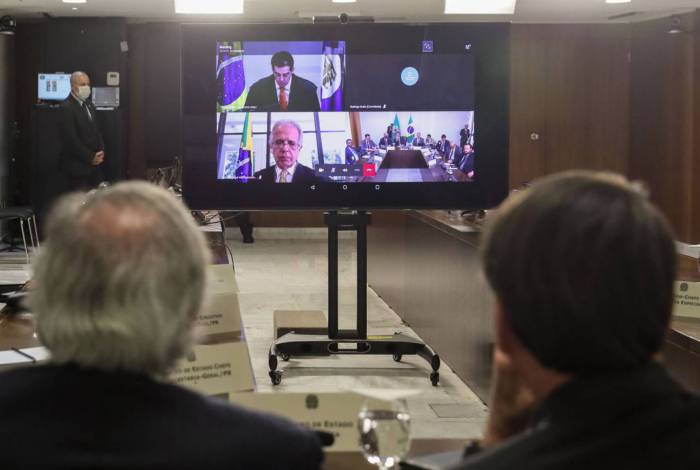 (Brasília - DF, 10/06/2020) Sessão extraordinária de apreciação das contas do Presidente da República relativas ao exercício 2019 (videoconferência)
