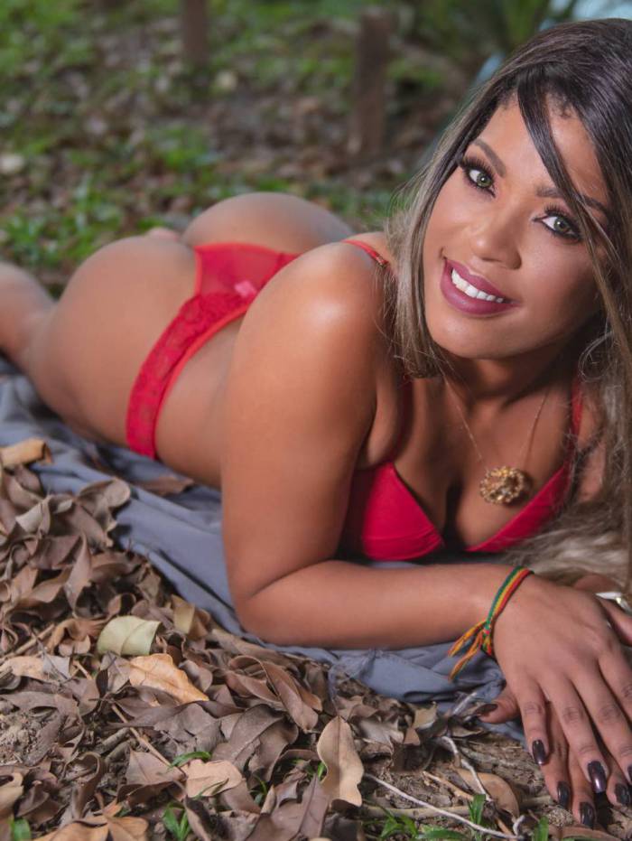 Dany Miranda é torcedora do Flamengo — A Gata da Hora