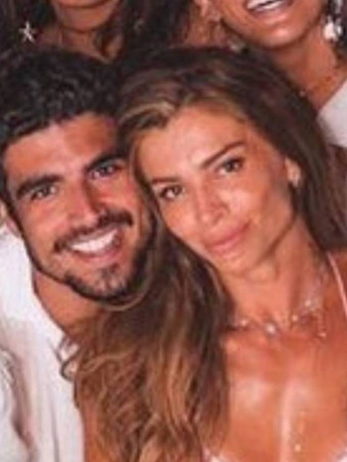 Caio Castro e Grazi Massafera  