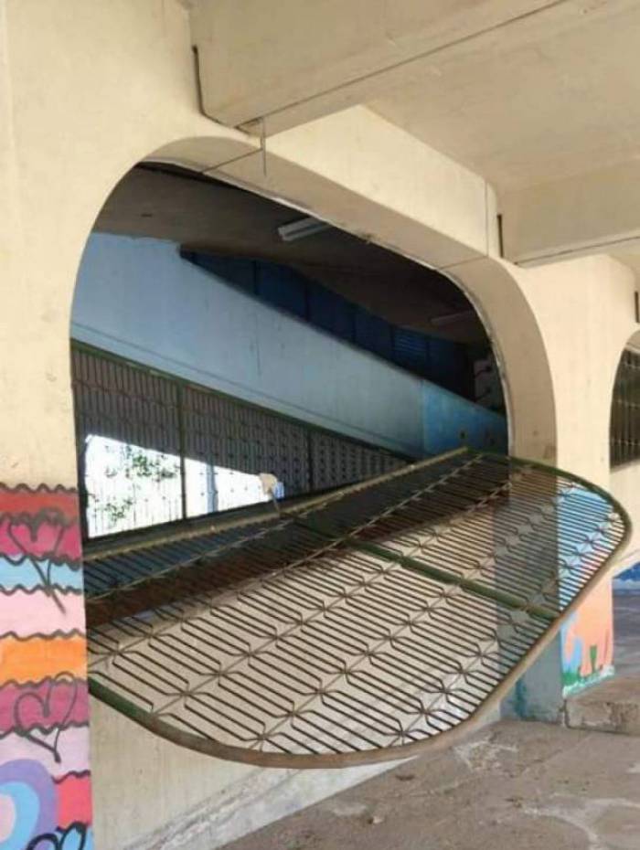 Moradores relatam que Ciep Zumbi dos Palmares é constantemente invadido