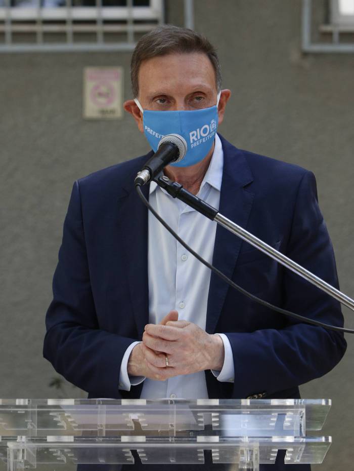 Prefeito se esquiva de cr&iacute;ticas sobre Iabas alegando ter desqualificado a OS e criticando governo do estado