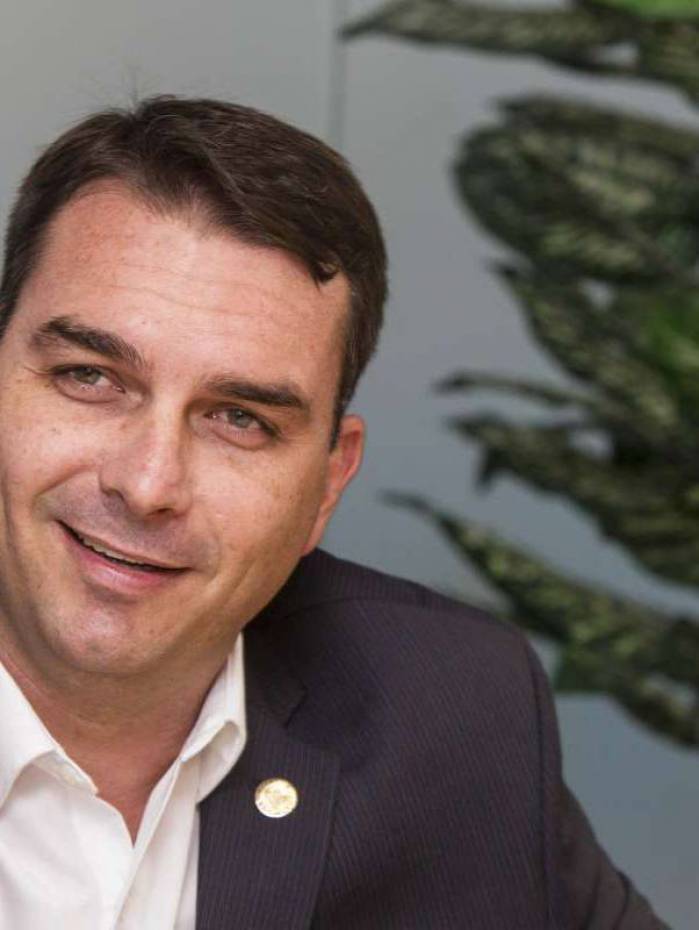 Fl&aacute;vio Bolsonaro 