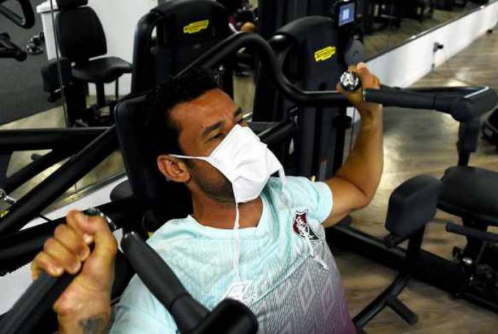 O atacante Fred não deverá ser problemas para o clássico com o Flamengo