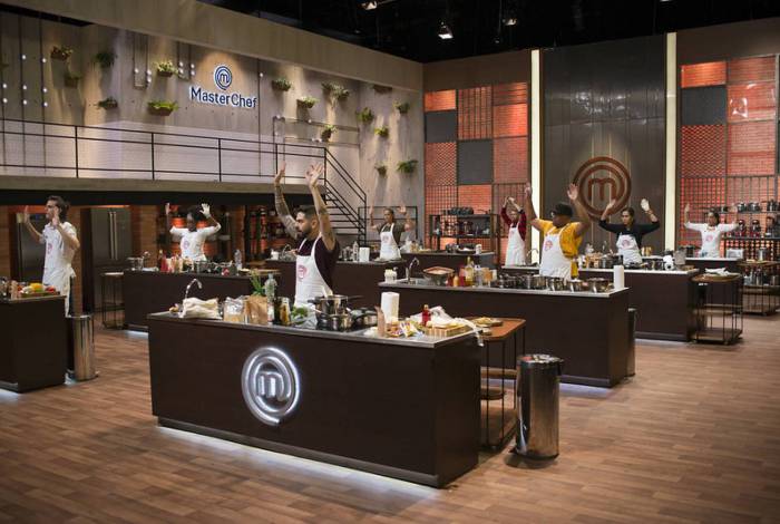 MasterChef volta com mudança no cenário e formato. Atração terá um vencedor a cada semana