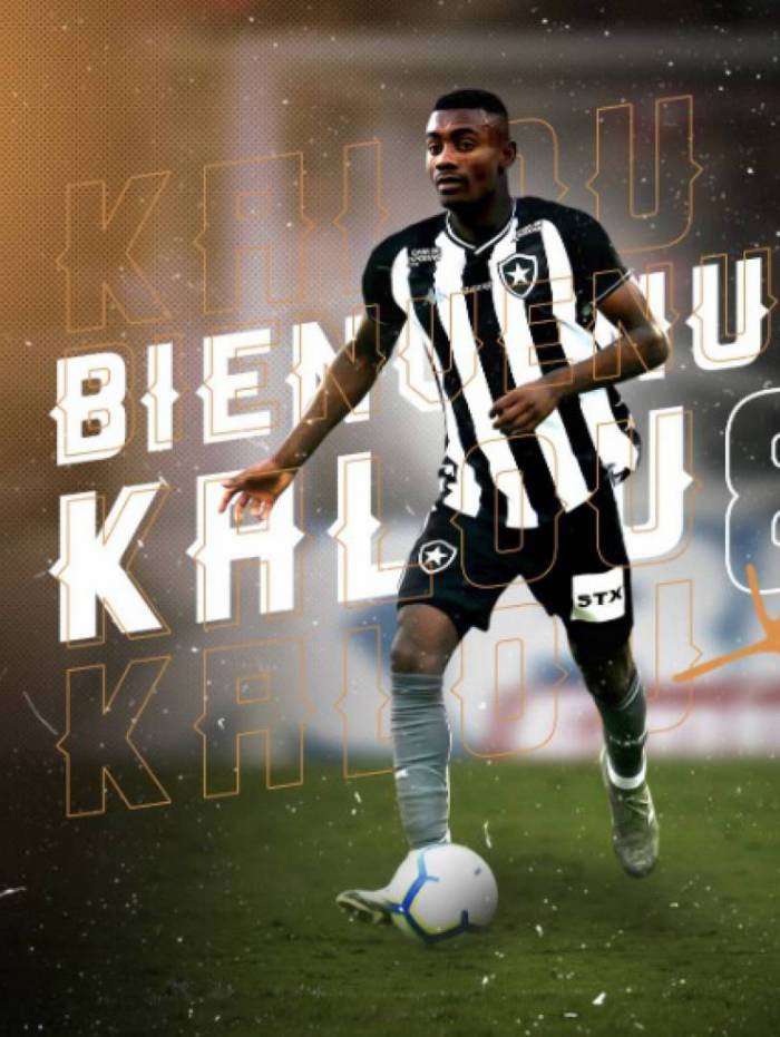 O marfinense Salomon Kalou foi anunciado pelo Botafogo