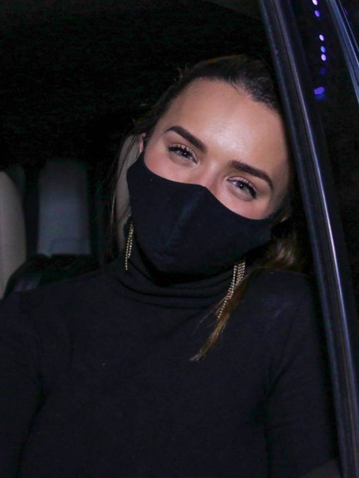 Rafa Kalimann vai a culto drive-in em S&atilde;o Paulo