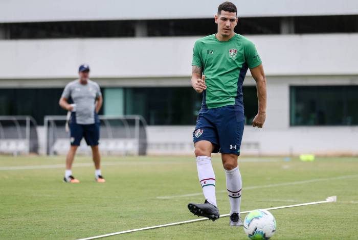 Nino no treino do Fluminense