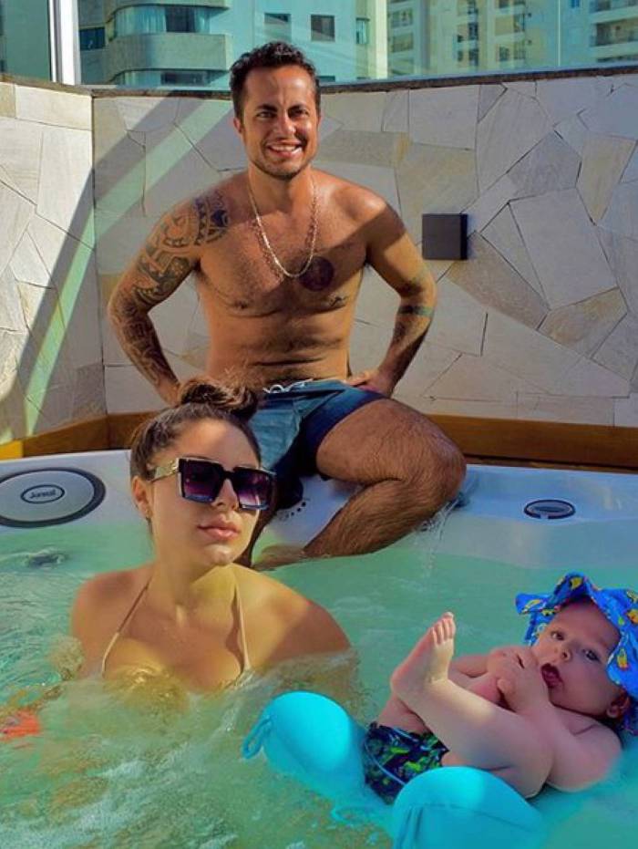 Thammy Miranda curte domingo em fam&iacute;lia