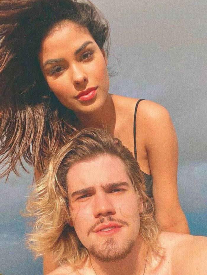 Ex-BBB Munik Nunes e o sertanejo Caio Cesar em Aracaju