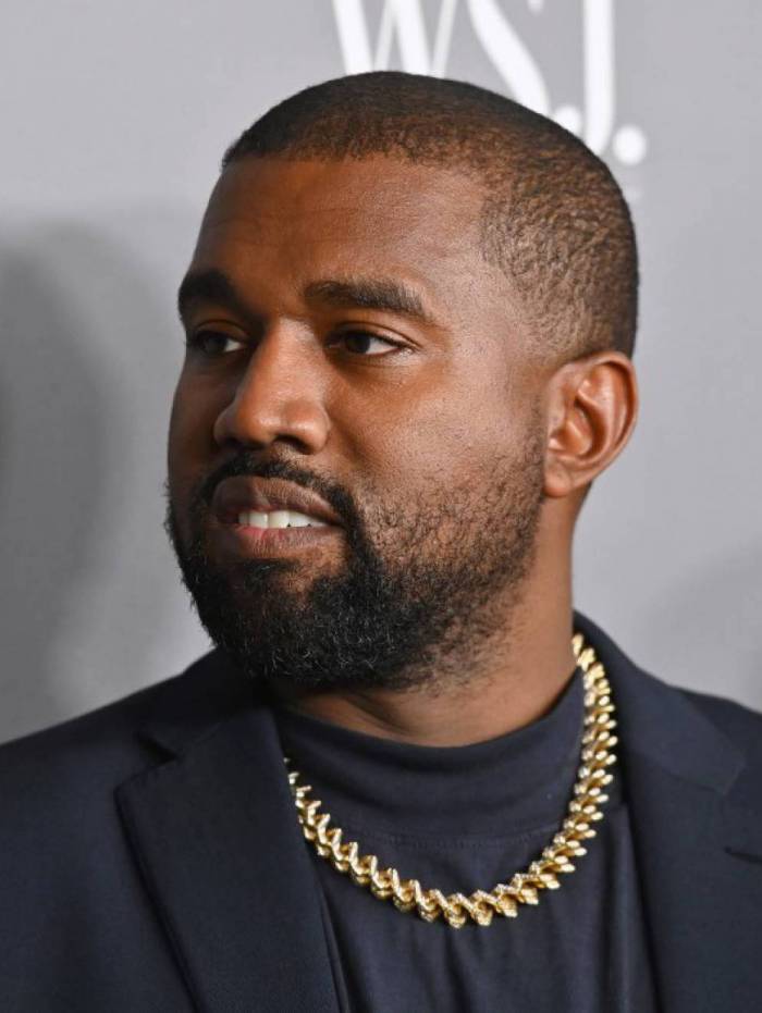 Conta de Kanye West na plataforma X foi desativada ap&oacute;s s&eacute;rie de postagens racistas e antissemitas