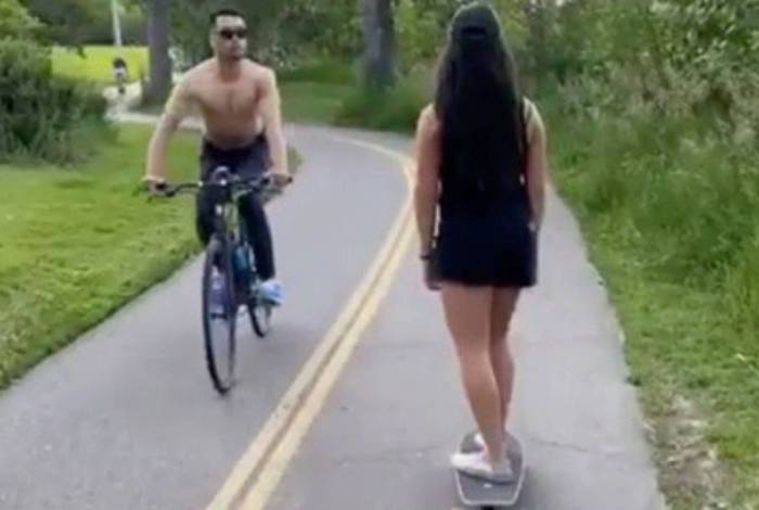 Namorado da vítima registrou a agressão.
